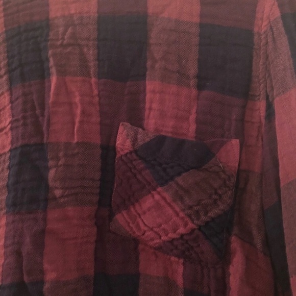 cloth & stone Lace Up Burgundy Navy Flannel Top - Picture 4 of 7